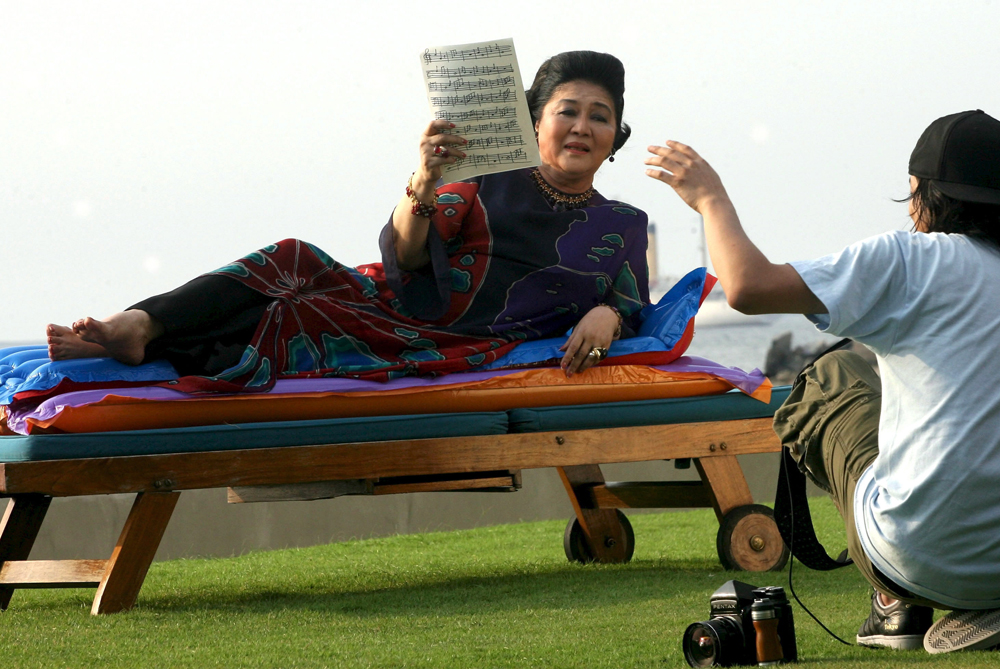 Al Jazeera Correspondent - Imelda and Me - gallery