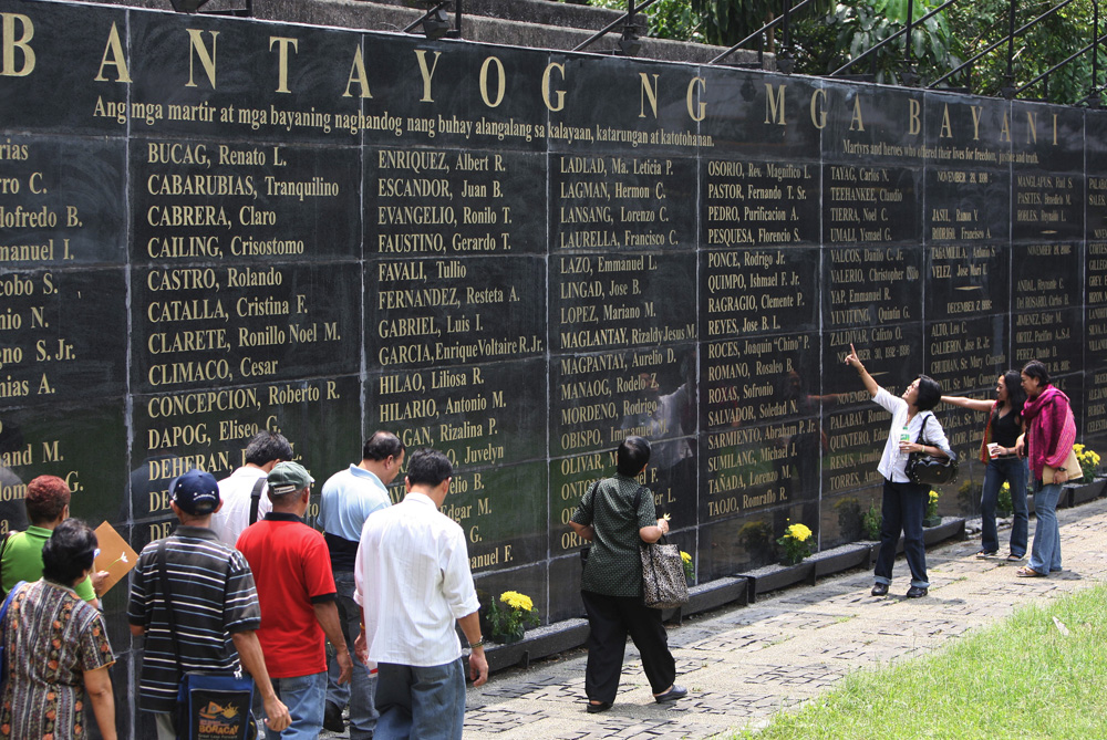 Al Jazeera Correspondent - Imelda and Me - gallery