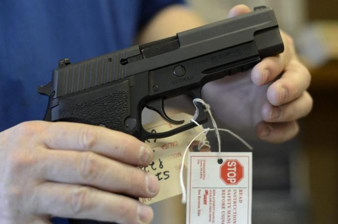 Gun shop in wake of Connecticut school shooting