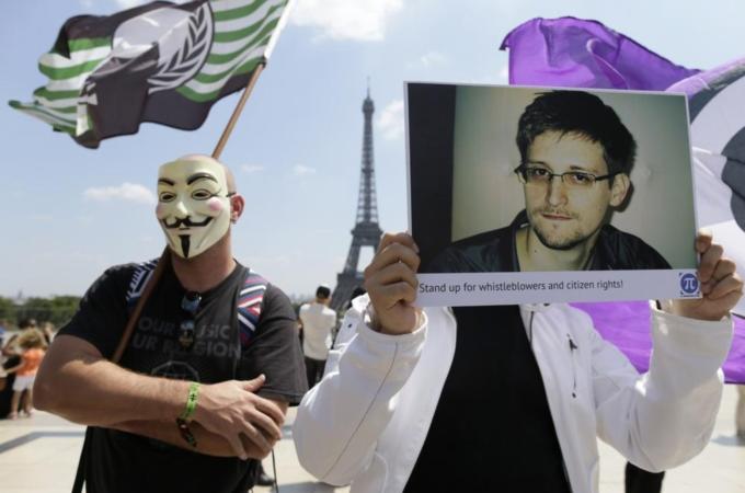 FRANCE-US-SECURITY-INTELLIGENCE-INTERNET-SNOWDEN