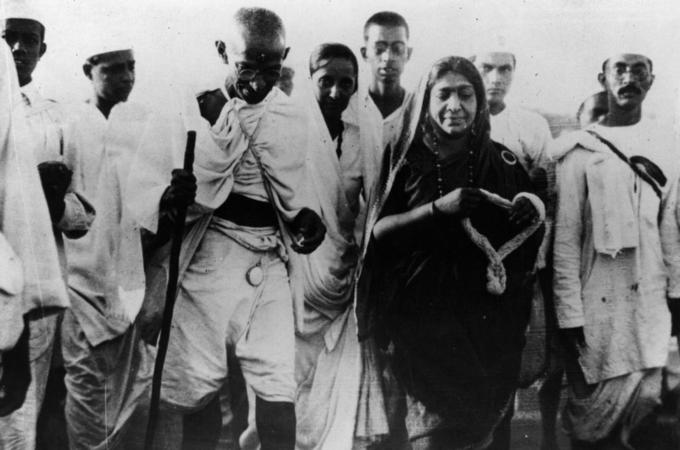 Sarojini Naidu was one of the vigorous members of India's freedom struggle movement [Getty Images]