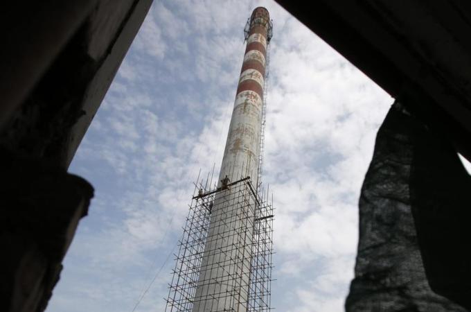 China is shutting down coal-fired plants, but investment in SNG technology brings new environmental dangers [EPA]