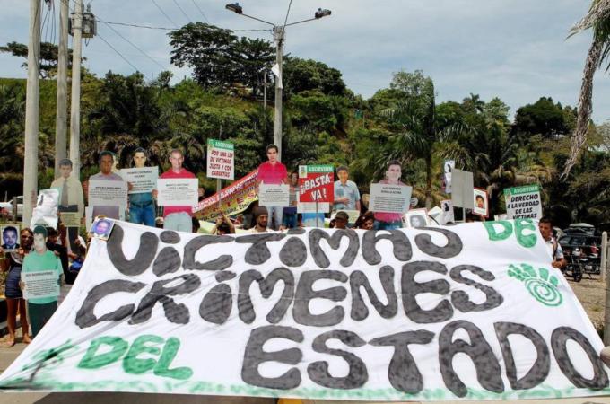 Some 220,000 people have died in Colombia's decade-long conflict [EPA]