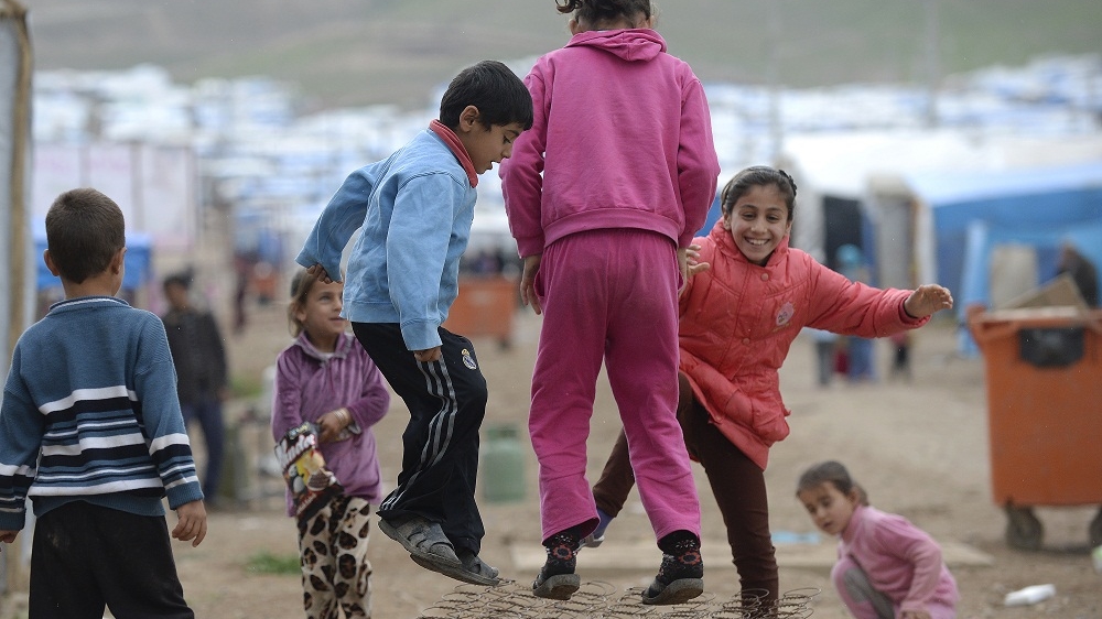 More than 1,000 school buildings are being used as shelters for nearly 50,000 displaced persons inside Iraq [EPA]