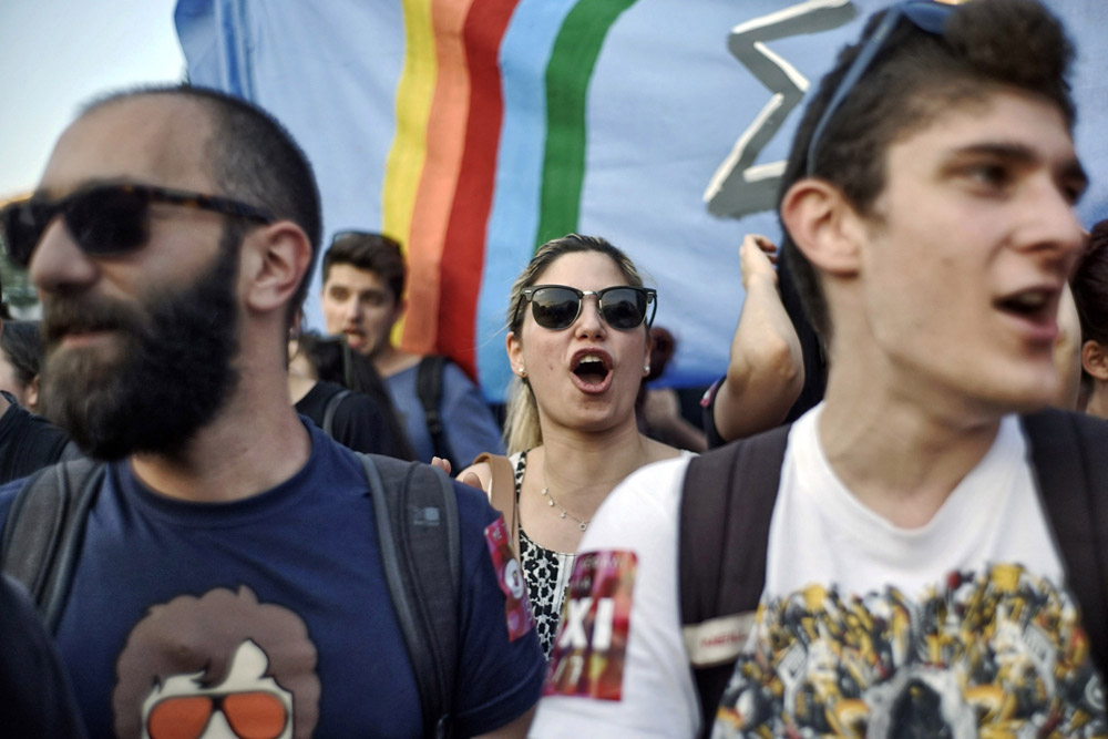 Greece/ DO NOT USE/ RRESTRICTED