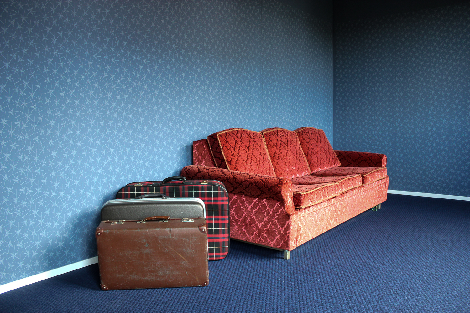 A hotel that employs refugees/DO NOT USE/RESTRICTED