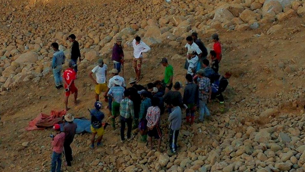 Rescue officials are expecting to find 'hundreds' of bodies from the site [Reuters]