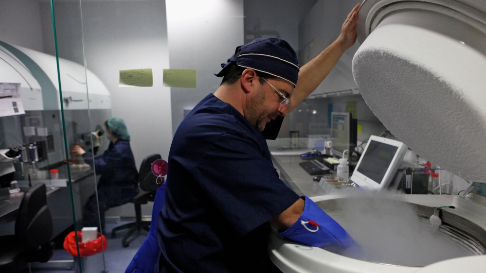 In the UK there are currently more than 6,500 people waiting for a transplant [BSIP/UIG via Getty Images]