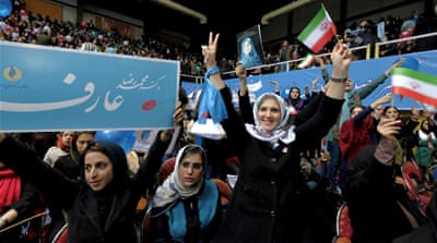 Iranian women take part in a reformist campaign for the parliamentary elections in Tehran [REUTERS]