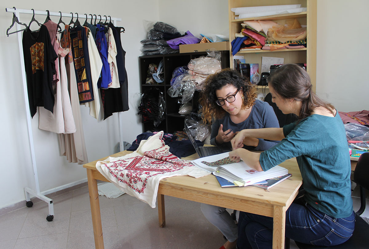 Taita Leila/Please Do Not Use