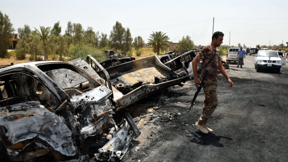 Iraqi forces destory IS convoy