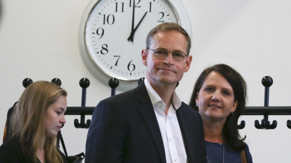  The SPD also lost support but remained the biggest party [Reuters/Fabrizio Bensch]