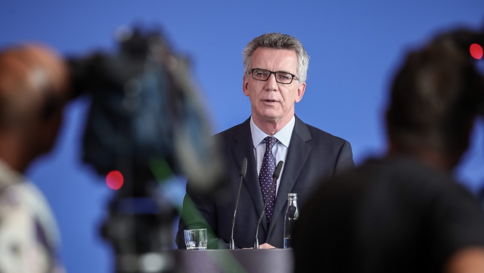 German Interior Minister De Maiziere on anti-terrorism raids