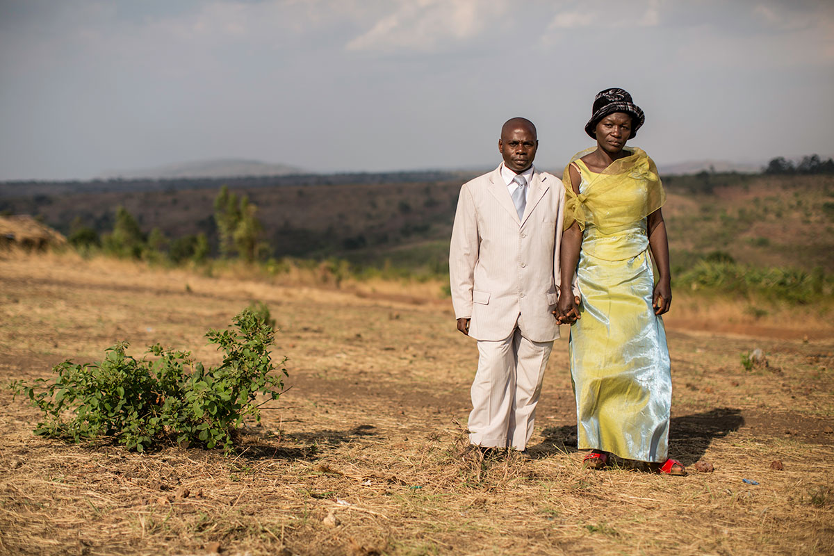 Congolese mass marriage / Please Do Not Use