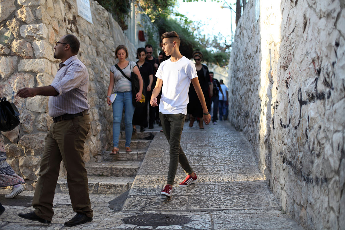 Exploring ''Return'' in Contemporary Art/ Please Do Not Use