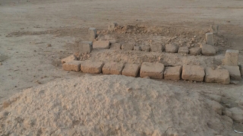 Mass graves in Al Shirqat