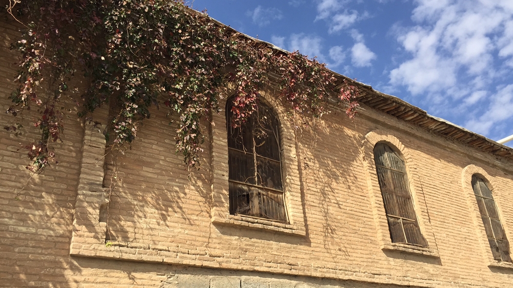 An old building in Sulaimania [photo/Lara Fatah]
