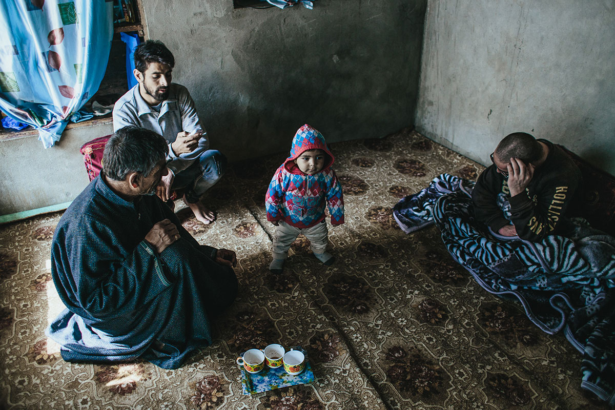 Kashmir Turned blind / Please Do Not Use