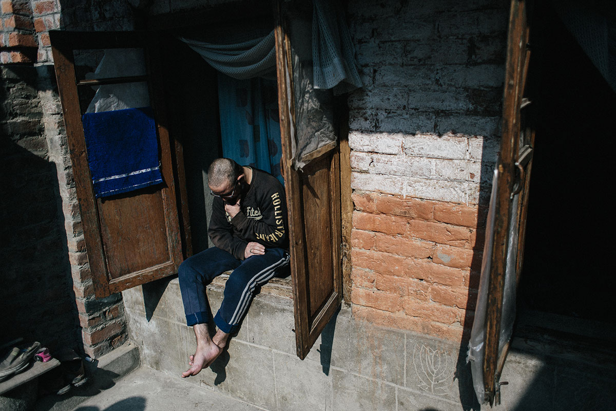 Kashmir Turned blind / Please Do Not Use