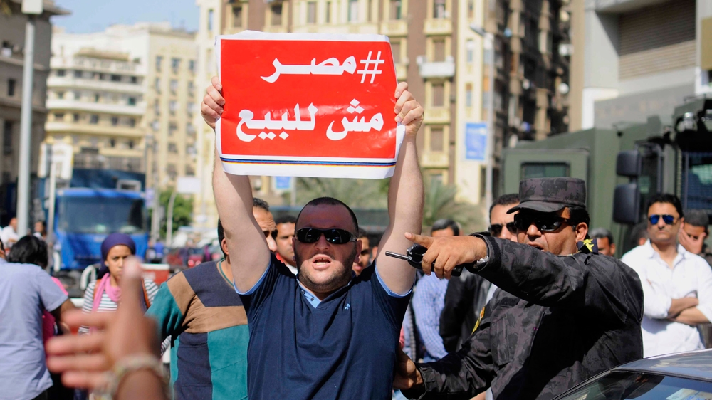 Egypt protest islands to saudi