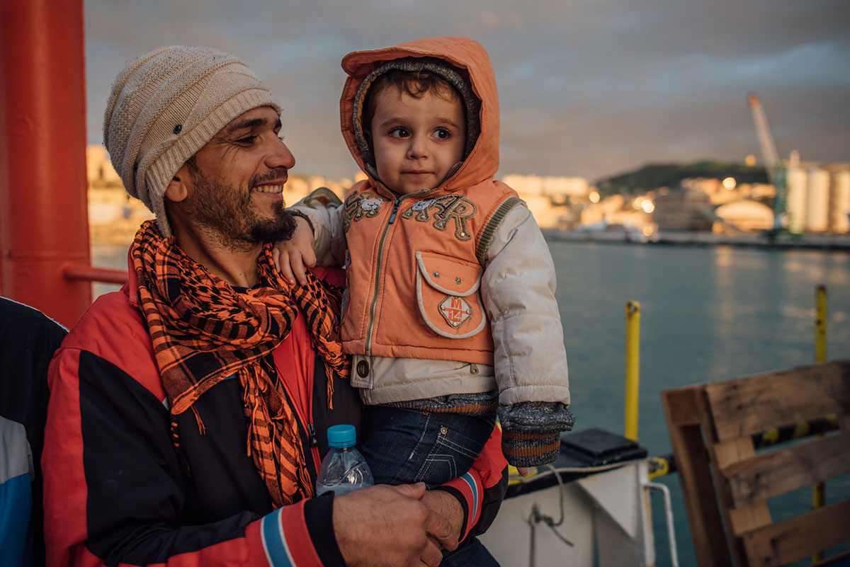 A civic rescue vessel that continues its mission / Please Do Not Use