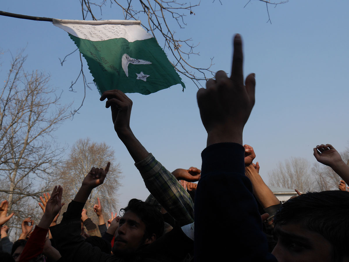 Kashmir / Please Do Not Use