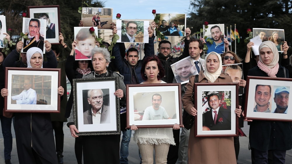 Syrians in Families for Freedom demonstration