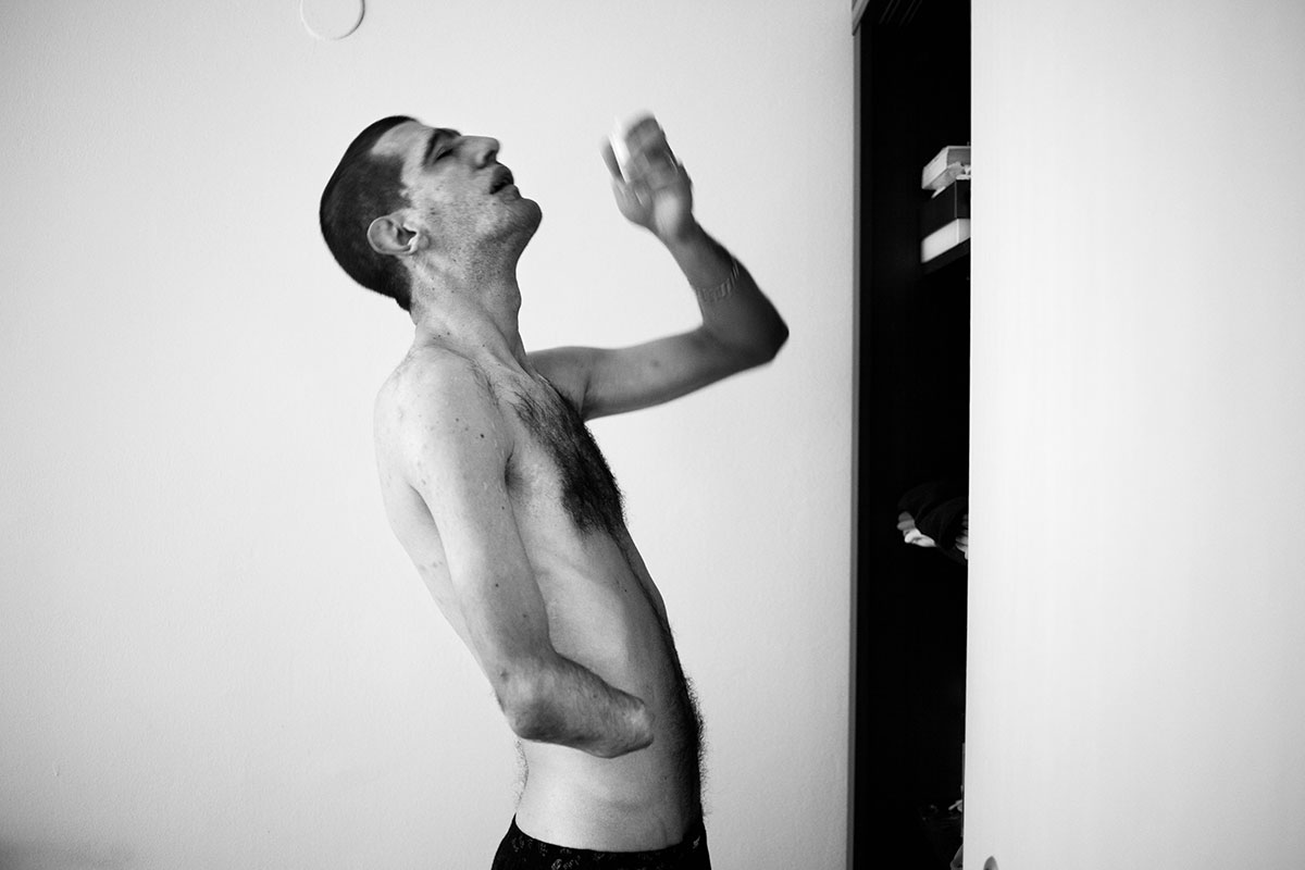 Phantom country syndrome/Please Do Not Use