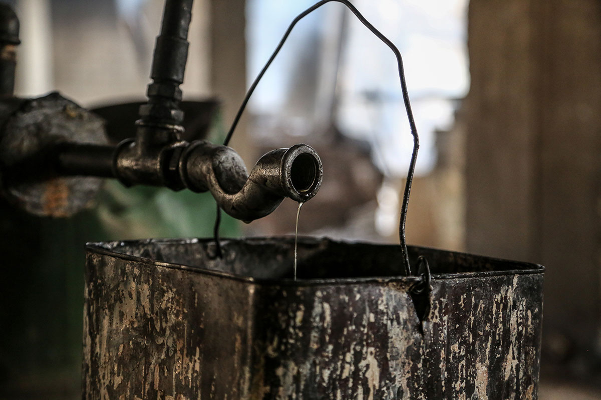 Creating oil and gas/ Please Do Not Use