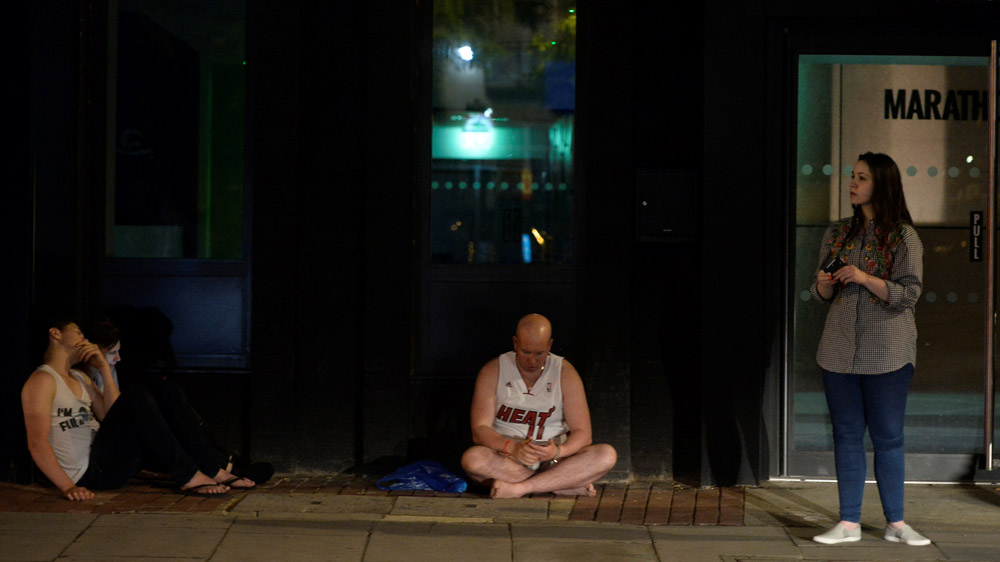 london location outside img