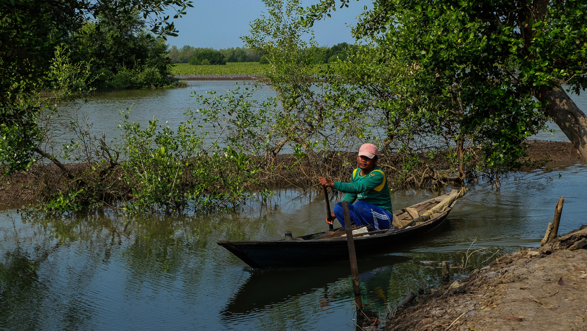 Drowning villages of Jakarta/ Please Do Not Use