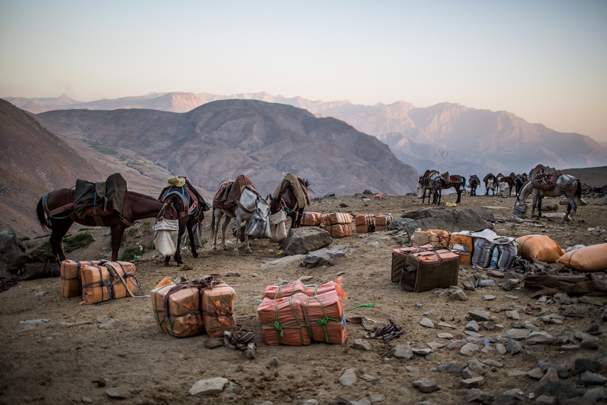 Smuggling through Iraq-Iran Kurdistan region/Please Do Not Use