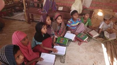 A maktab - or religious school - at Kutupalong camp [Urvashi Sarkar/Al Jazeera]