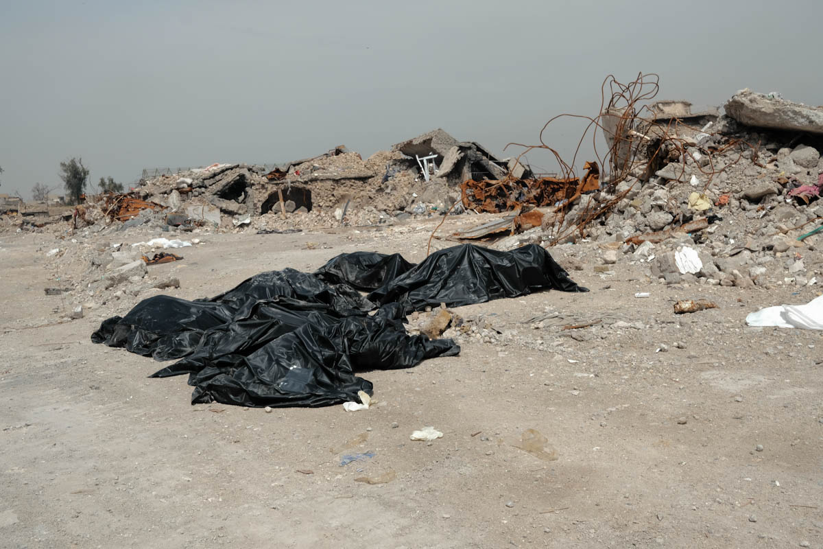 The body collectors of Mosul/Please Do Not Use
