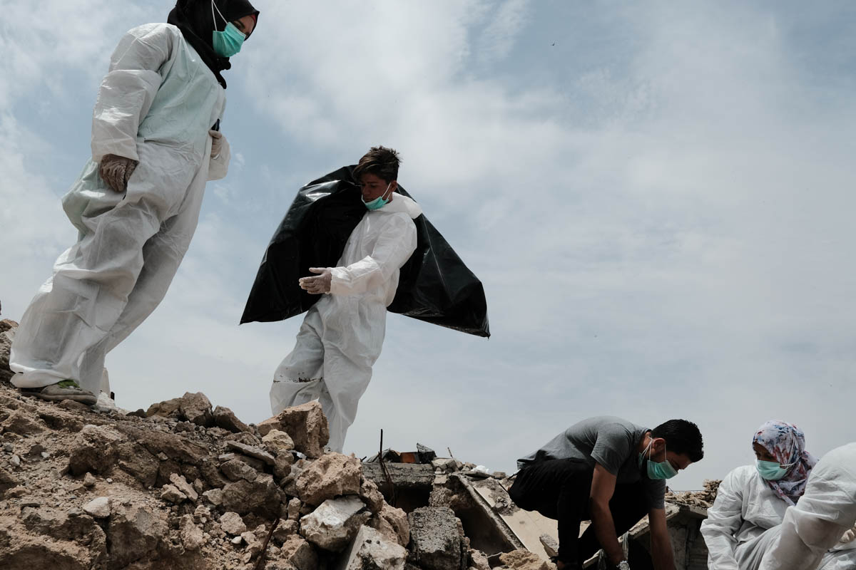 The body collectors of Mosul/Please Do Not Use