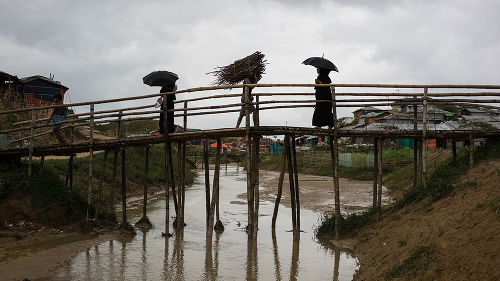 Balukhali refugee camp [Sorin Furcoi/Al Jazeera]
