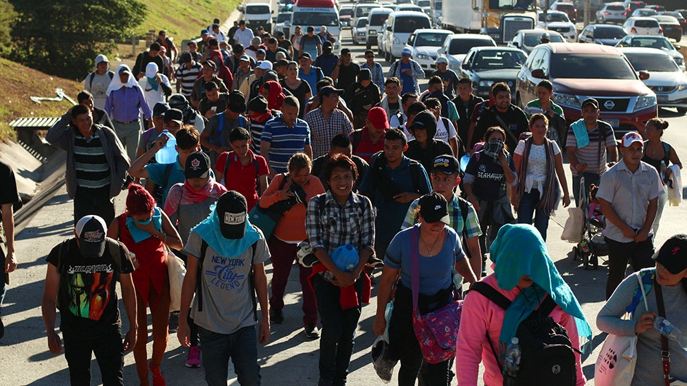 El Salvador caravan