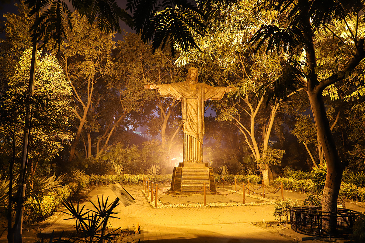 Waste-to-Art: Delhi’s eco-friendly replicas of Seven Wonders grab eyeballs