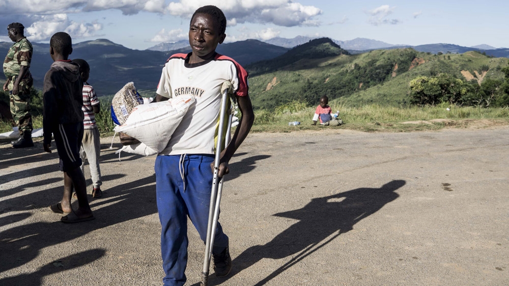 Farmers say Cyclone Idai hit the region on the eve of harvest, wiping out their corn crops [Tendai Marima/Al Jazeera]