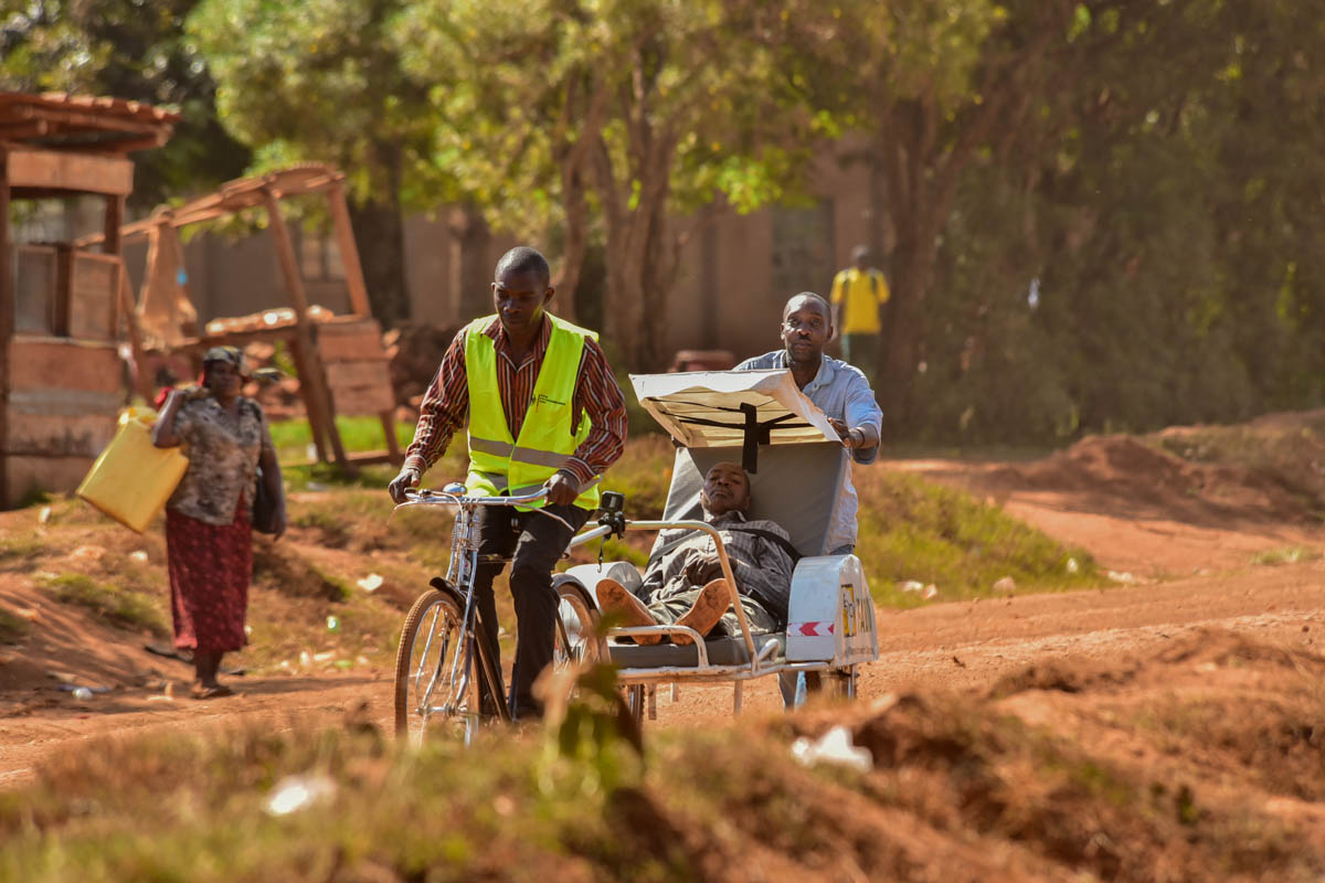 “The patients call me, I ride and go there and pick my patients and I ride carefully with them to the health centers,” says Mukasa Harid, a member of the Village Health Team in Budondo Sub County.