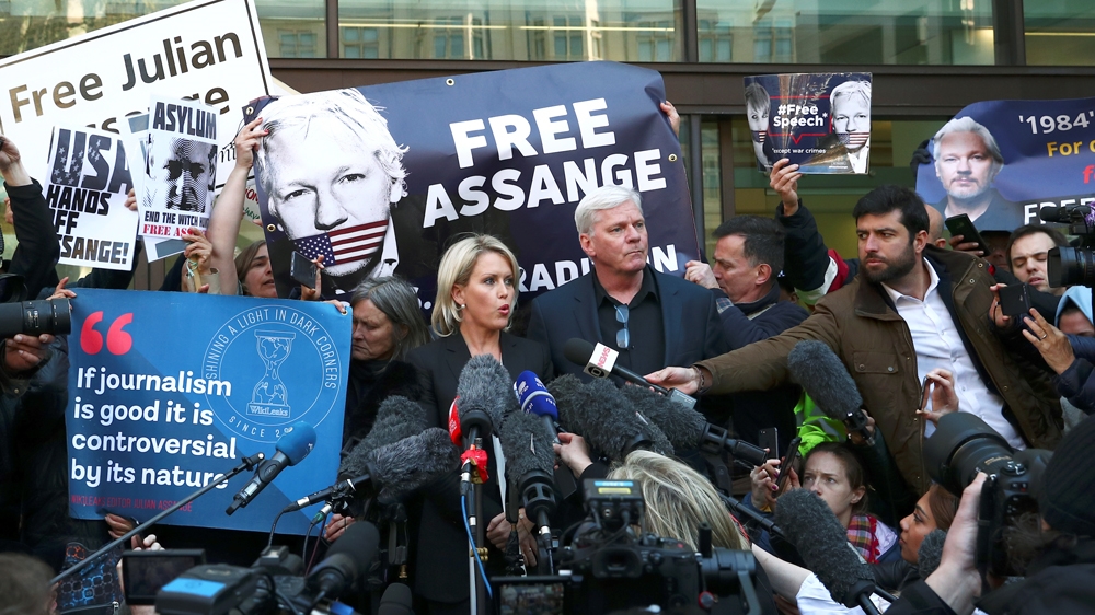 Julian Assange arrest