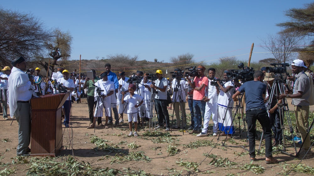A man makes a speech in front of the Ethiopian press during the Gada system ceremony in Borana tribe, Oromia, Yabelo on March 7, 2017 [Eric Lafforgue/Art In All Of Us/Corbis via Getty Images]