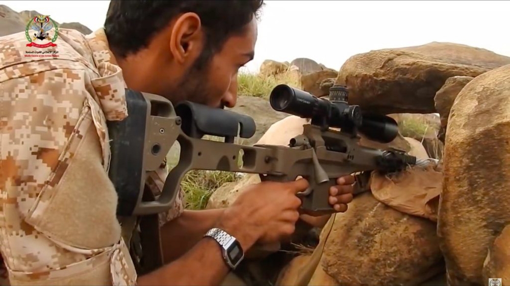 Brigadier General Mohammed bin Abdullah Al – Ajabi, Commander of the Third Brigade Storm using PGW Rifle. Saada, June 2018. [Photo courtesy of Mohamed Aboelgheit and ARIJ