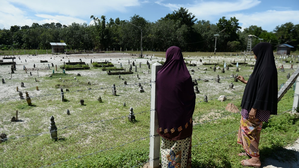 Tak Bai massacre cemetery Thailand
