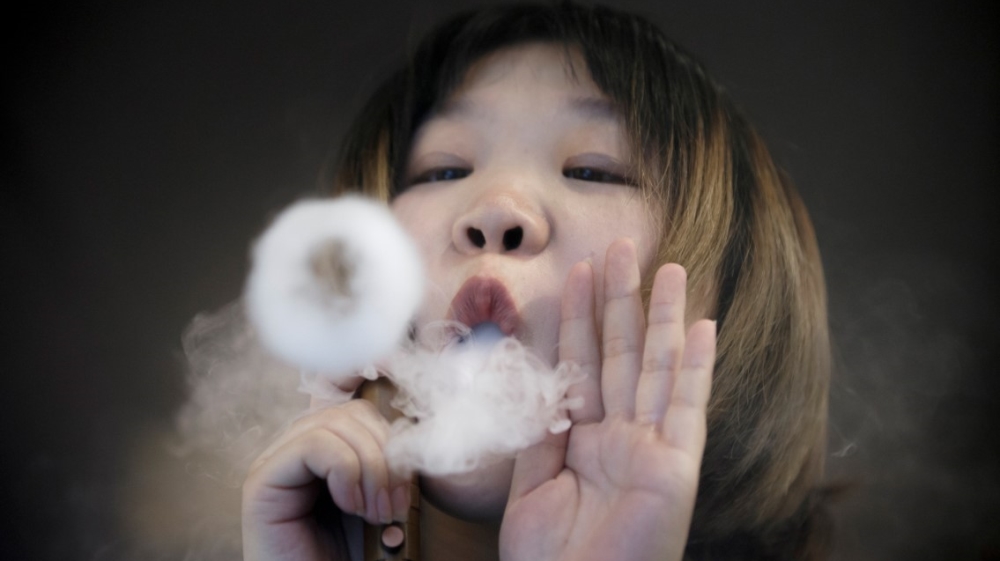 China e-cigarette vaping