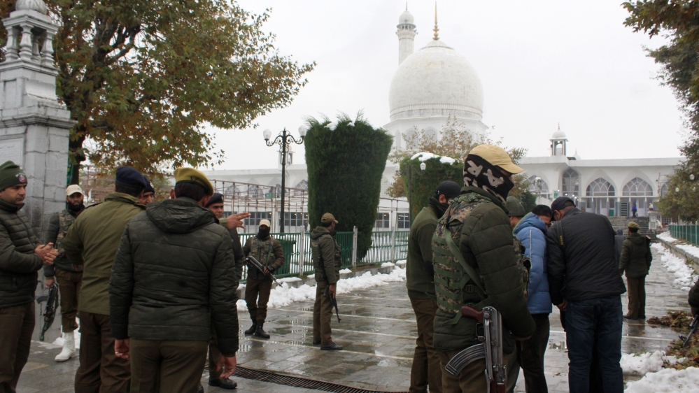 India Kashmir mosques
