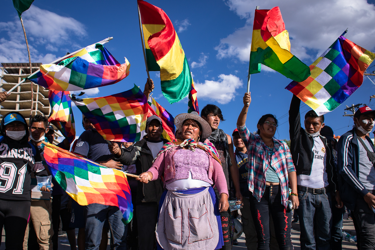 Protesters ask police to let them (about 3,000 people) march to the city’s main park. To demand for the return of Evo Morales who was ousted after committing fraud in the previous elections. Governmen