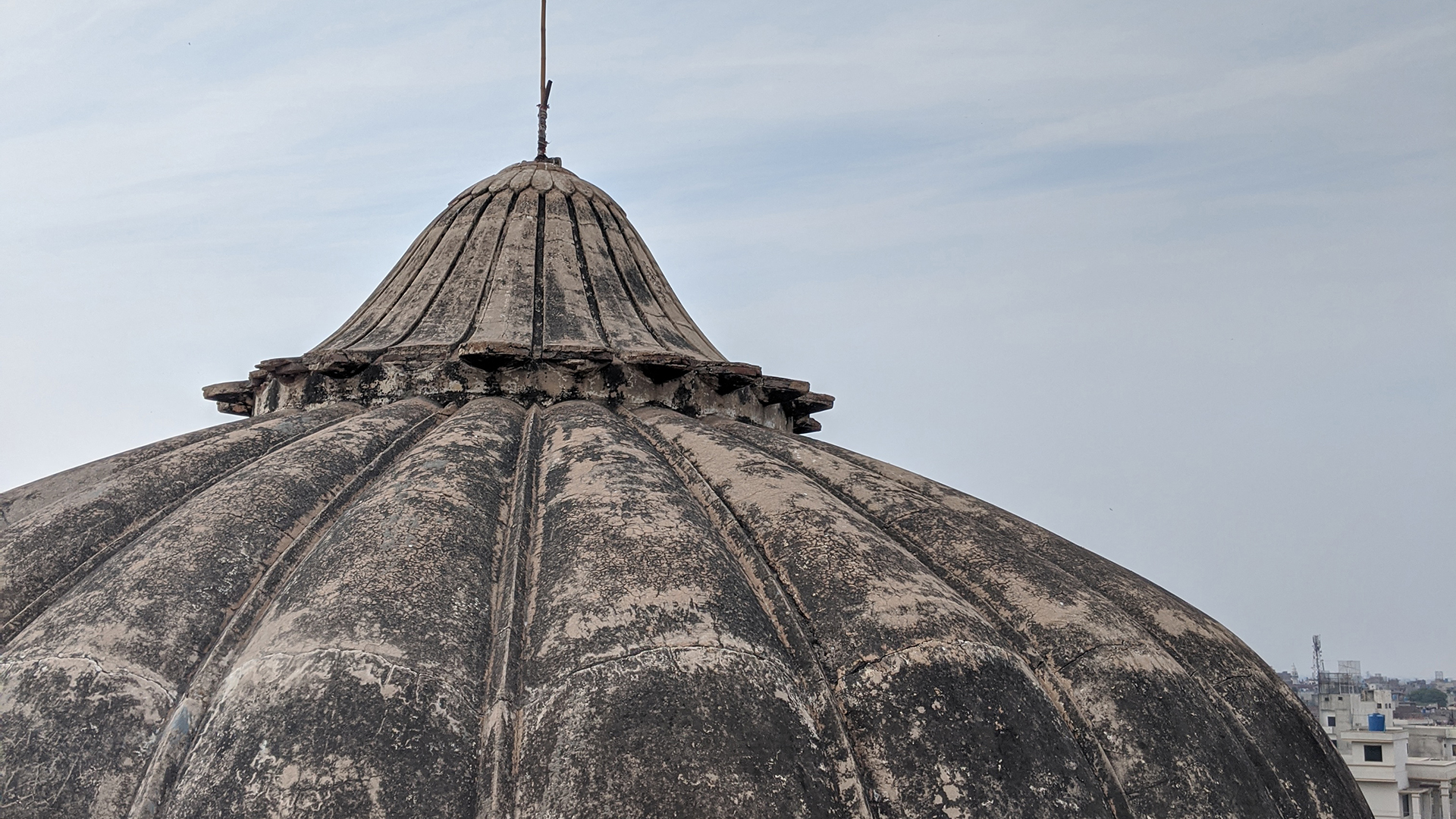 ONLY FOR FEATURE Babri Masjid by Haroon Khalid. All photographs are by Sameer Shafi Warraich