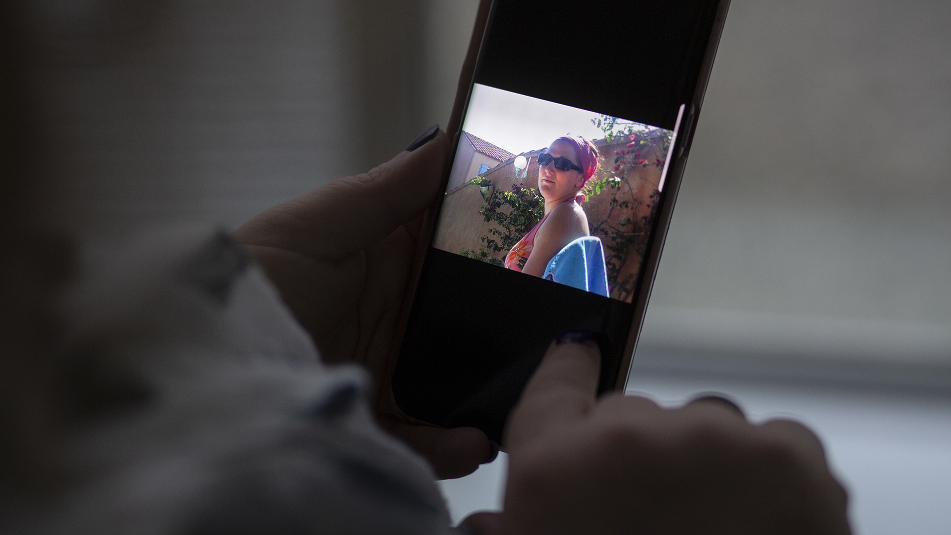 FEATURE: France violence against women, by Megan Clement [Sara Faird/Al Jazeera]