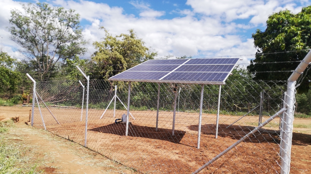 Zimbabwe Subsistence farmers [Farai Matiashe/Al Jazeera]
